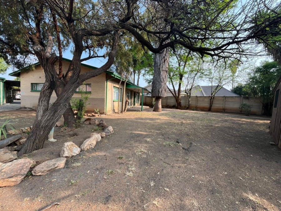 3 Bedroom Property for Sale in Oos Einde North West